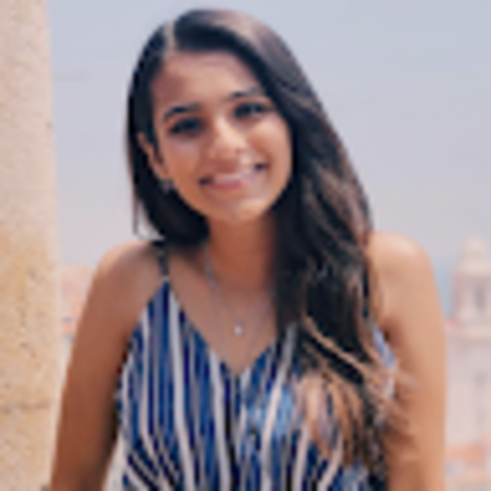 Meet your Posher, Aleena